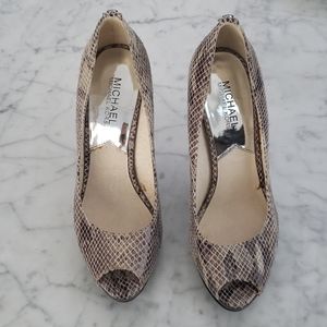 Michael Kors Snake 🐍 Print Shoes 6.5